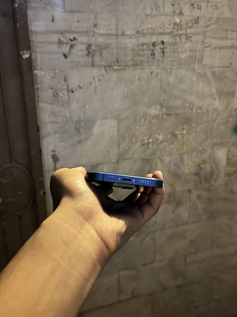 IPhone 12 5