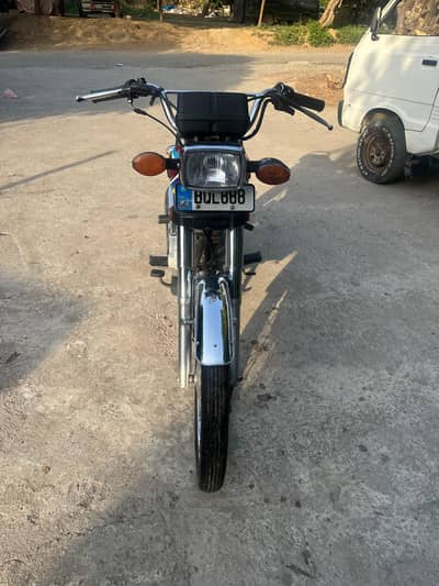 first owner 2018 model total janwan bike ma koi Kam nahi