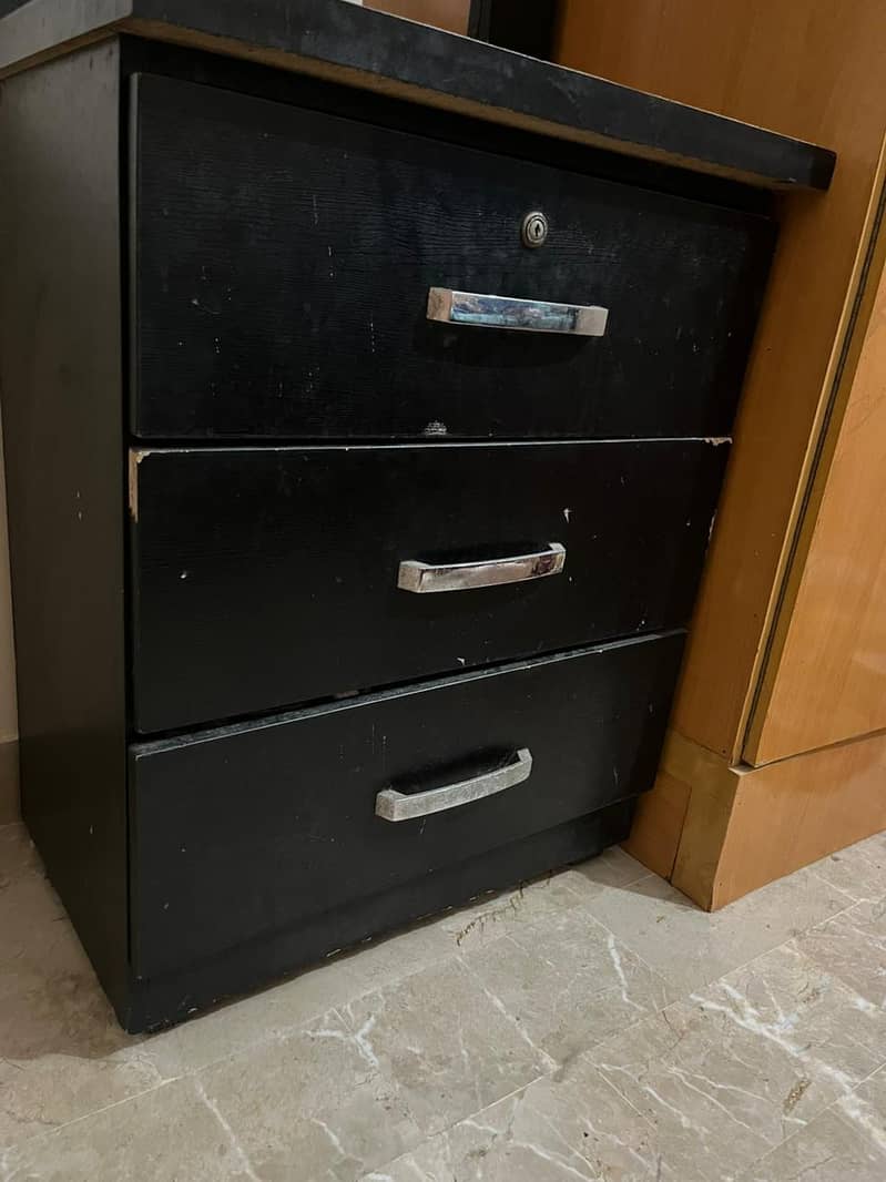 Dressing Table 1