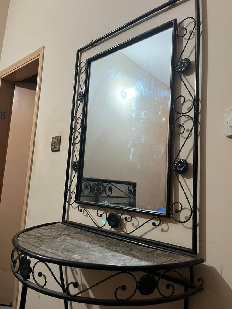 Dressing Table 5