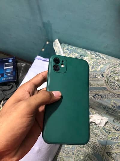 IPHONE 11 128GB NON PTA LUSH CONDITION