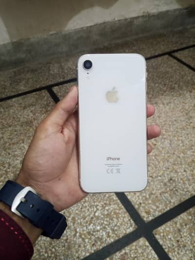 I am selling iphone XR