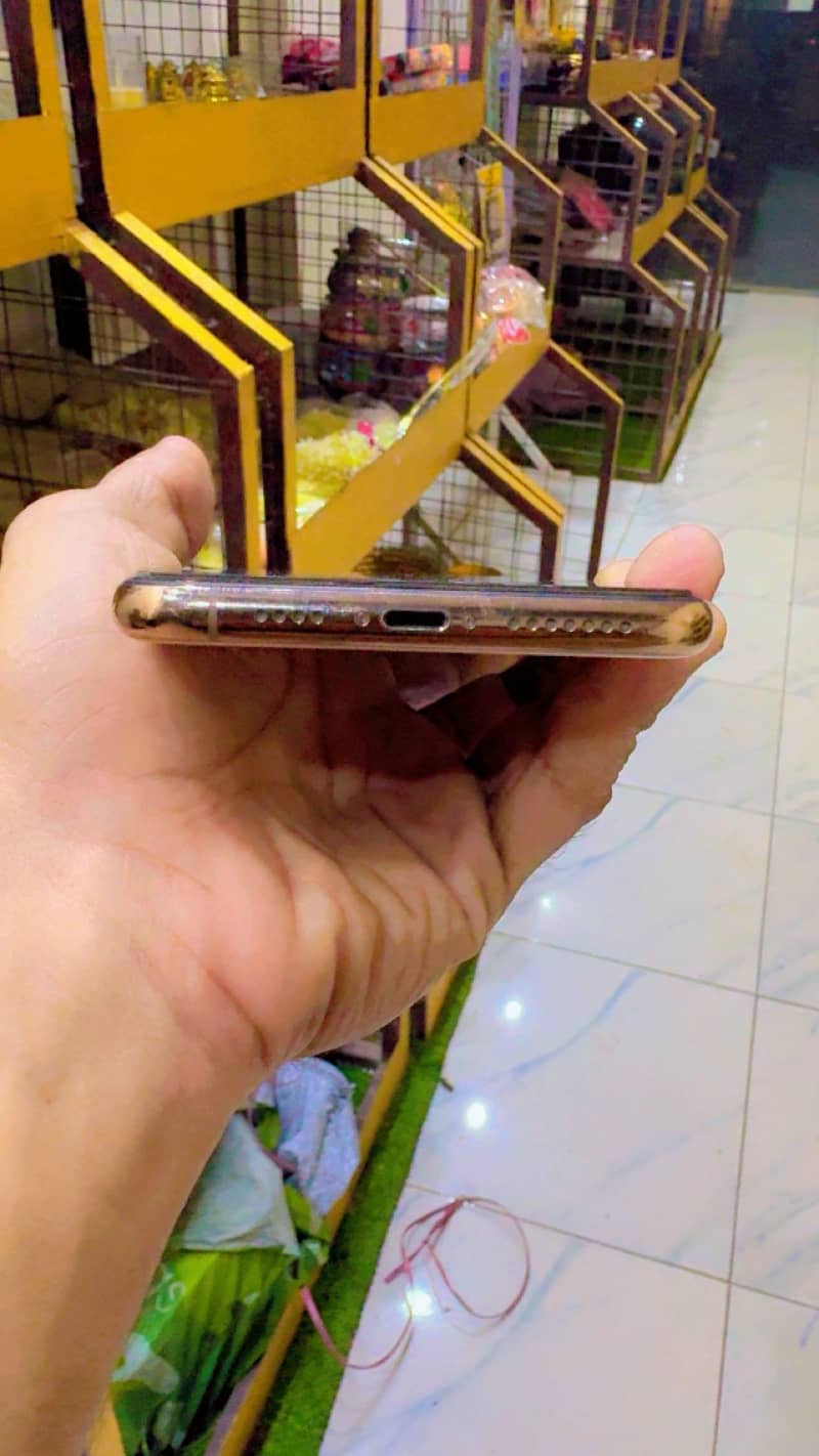 Iphone 11 pro max 2