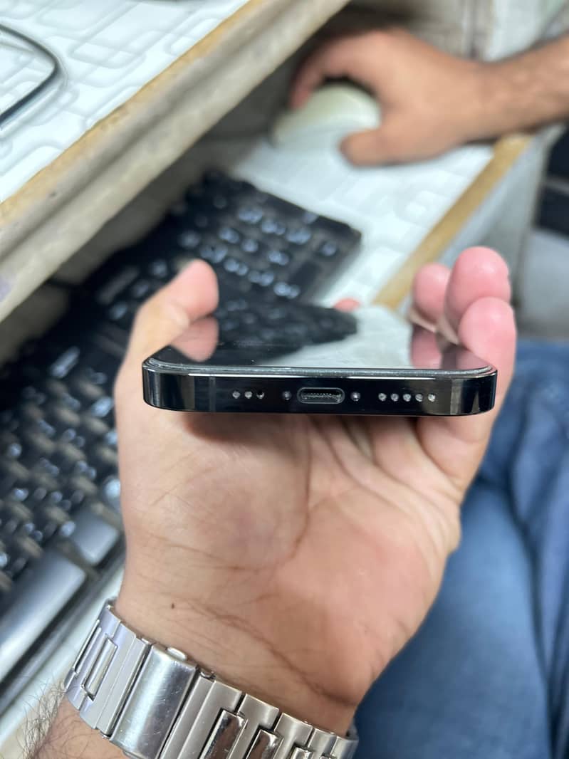 iPhone 14 Pro 1