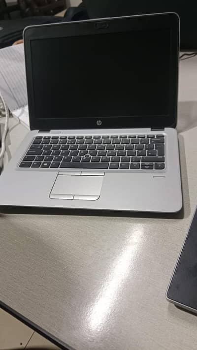 HP 820 G3 CORE I5 6TH GENERATION