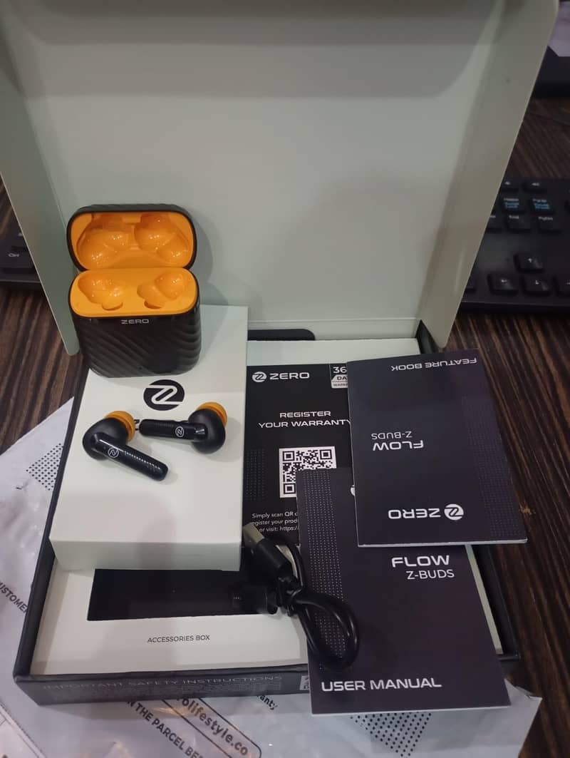 Zero Flow earbuds 1