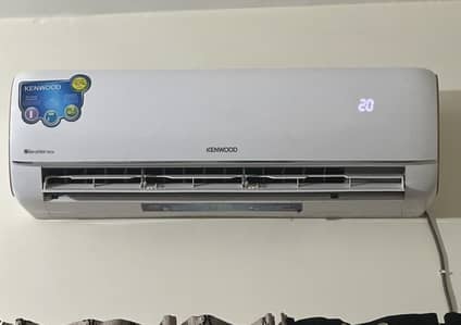 Perfect working condition 3 x DC inverter ACs