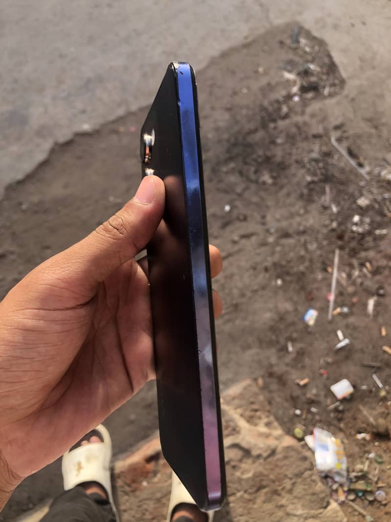 Brand 2