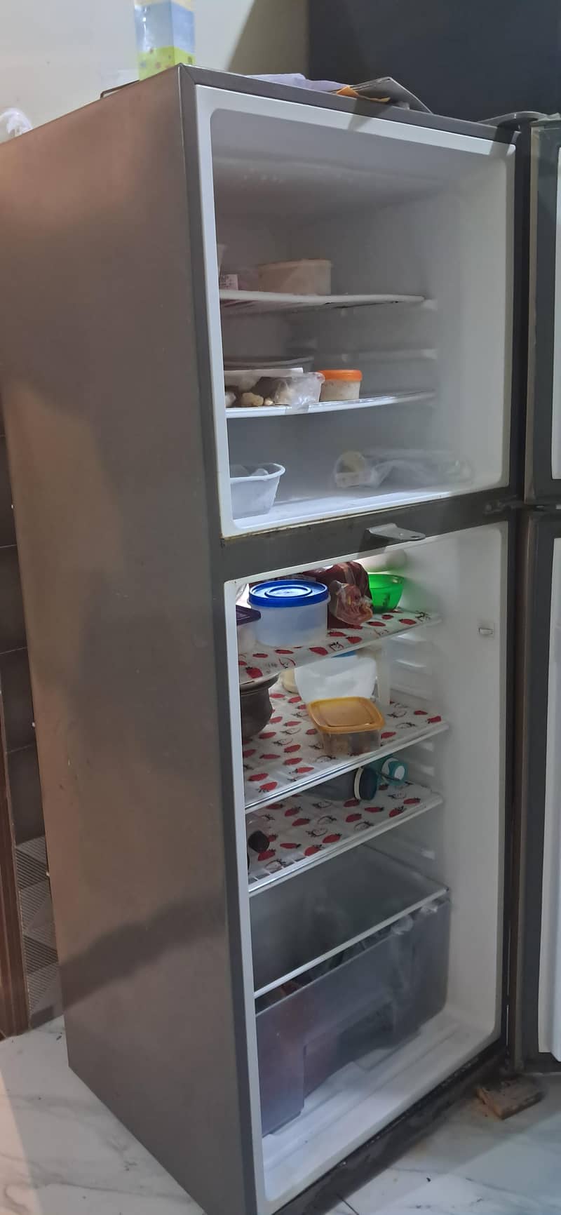 Haier Refrigerator . . 1