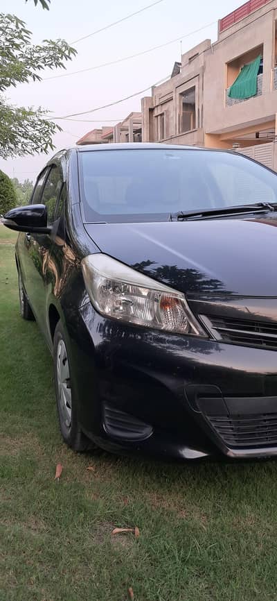 Toyota Vitz 1.0L FL Package