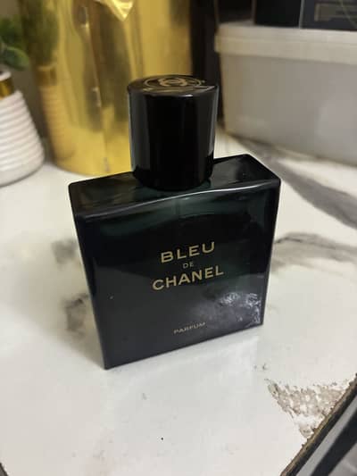 Blu de chanel ( perfume)
