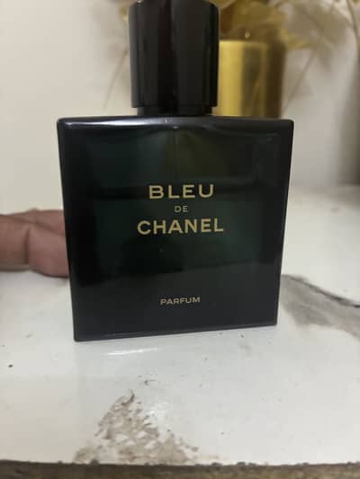 Blu de chanel ( perfume)