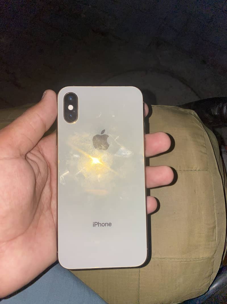 iPhone xs 3