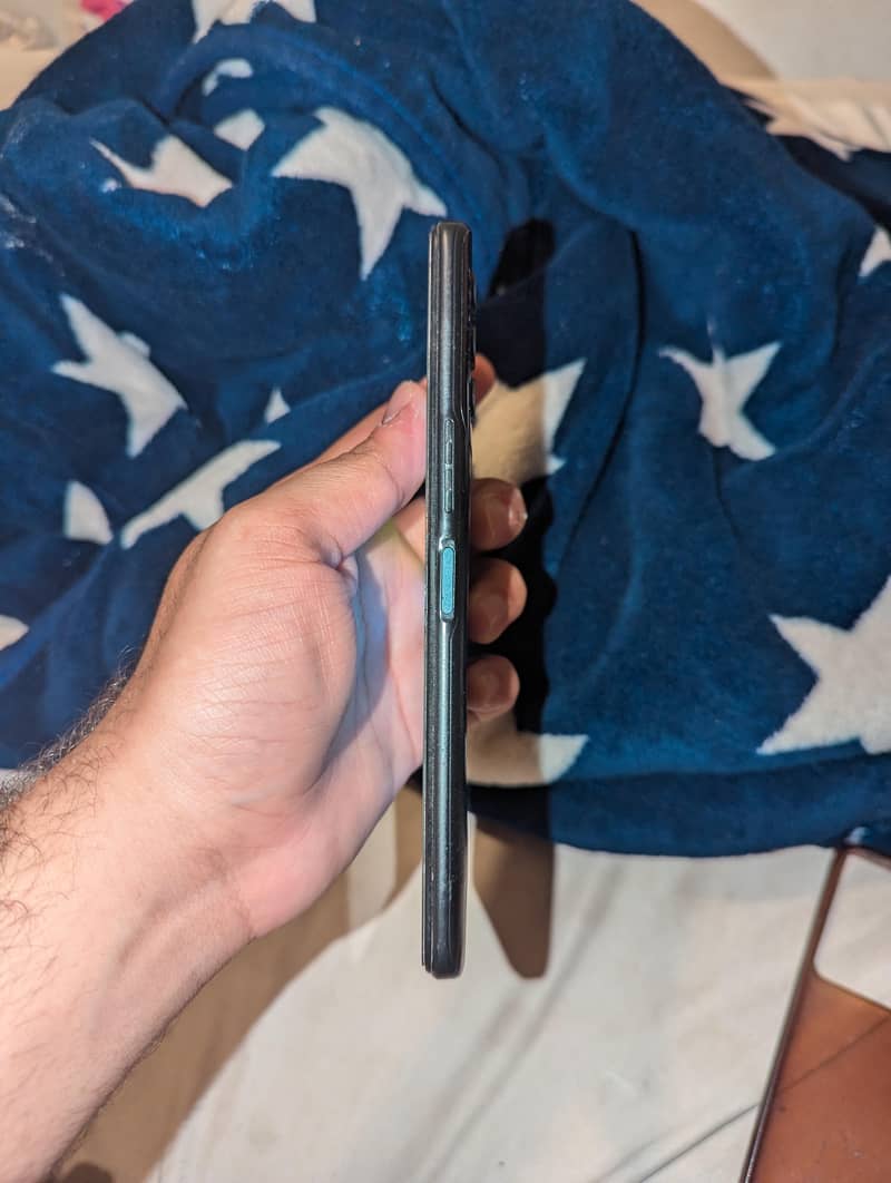 Tecno Spark 8 pro 3