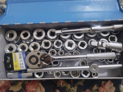 Tool set ( wrench socket set ) 50 piece