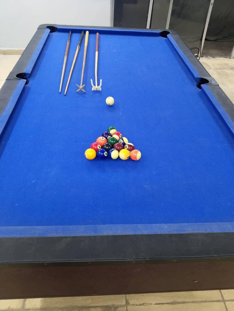 American pool table 4/8 1