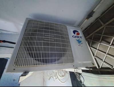 Gree AC inverter 1.5 Ton