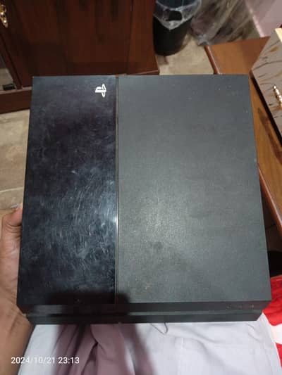 Playstation 4 Fat version 10:00