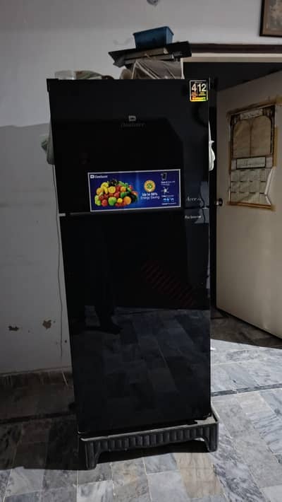 sell Dawlance Refrigerator 85 thousands new condition