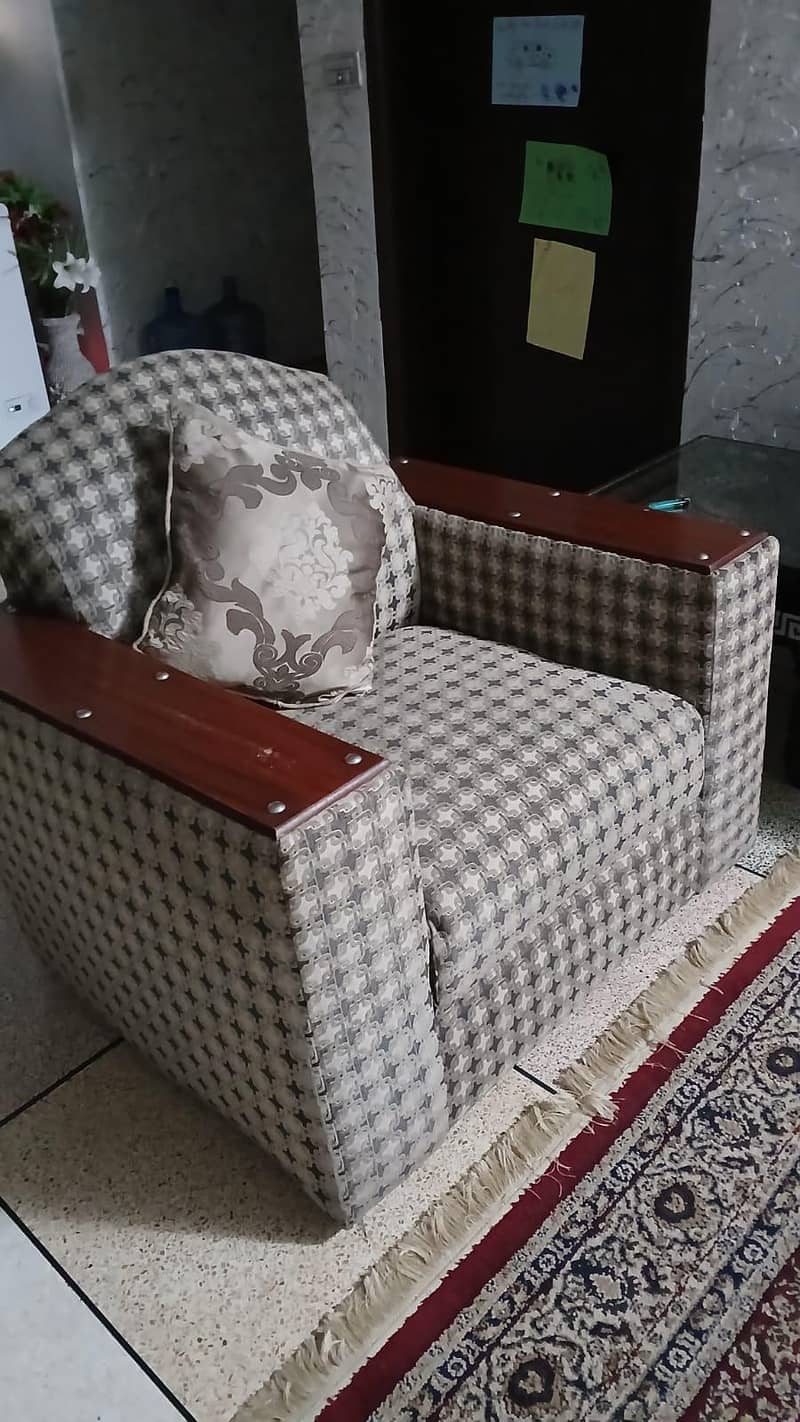 sofa set 0