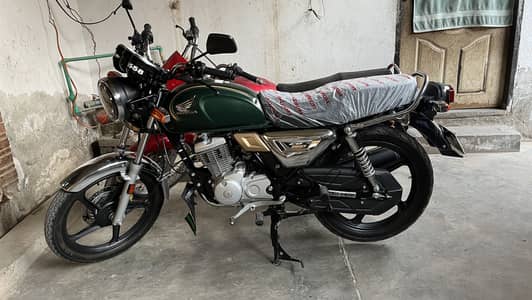 Honda 150 matte green color