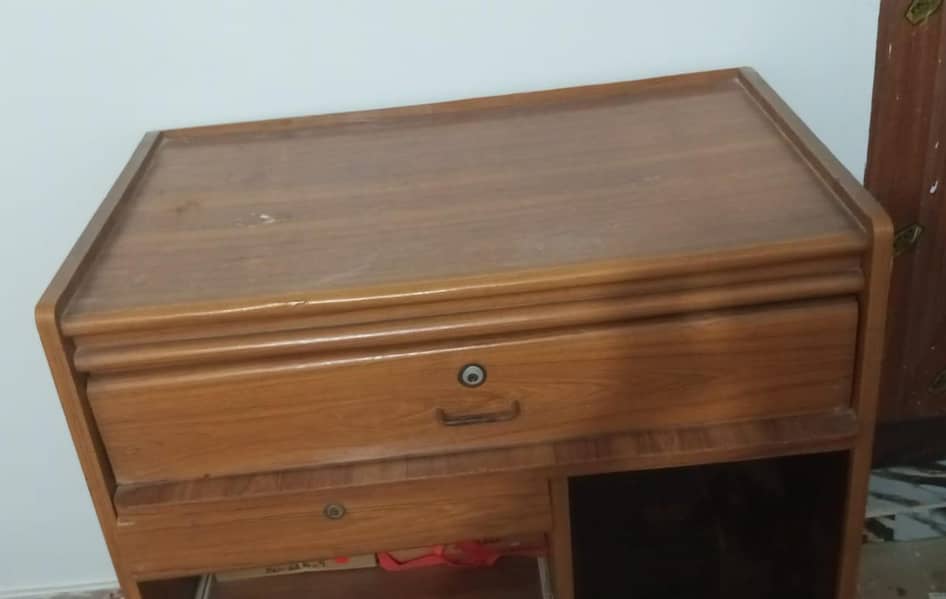 computer table 2