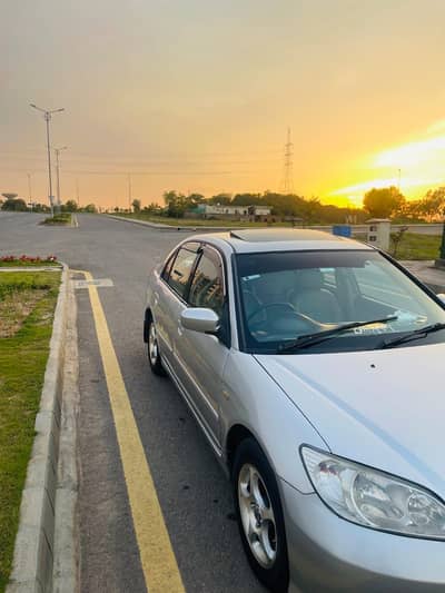 Honda civic vti oriel prismatic 2005 Islamabad registered