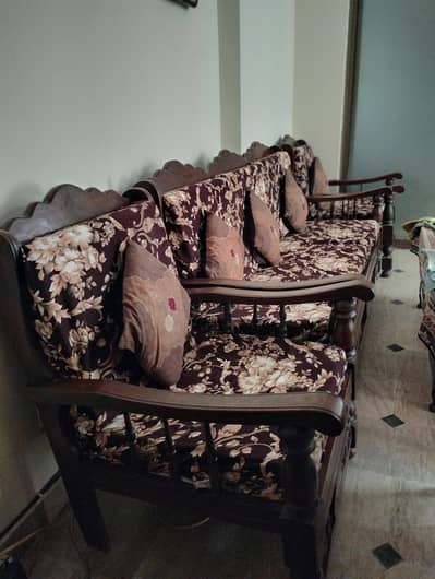 Wooden Sofa Set for Sale – Solid & Elegant