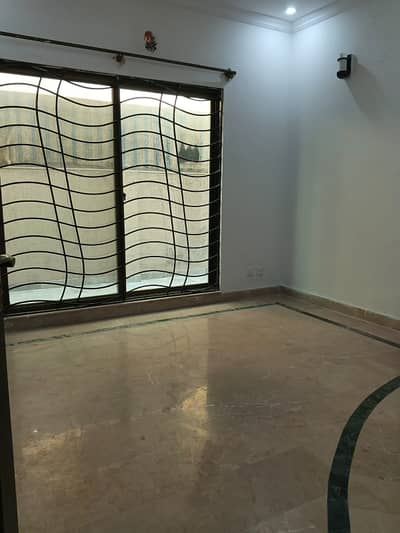 Upper portion 10 Marla available for rent phase 2 bahria town Rawalpindi