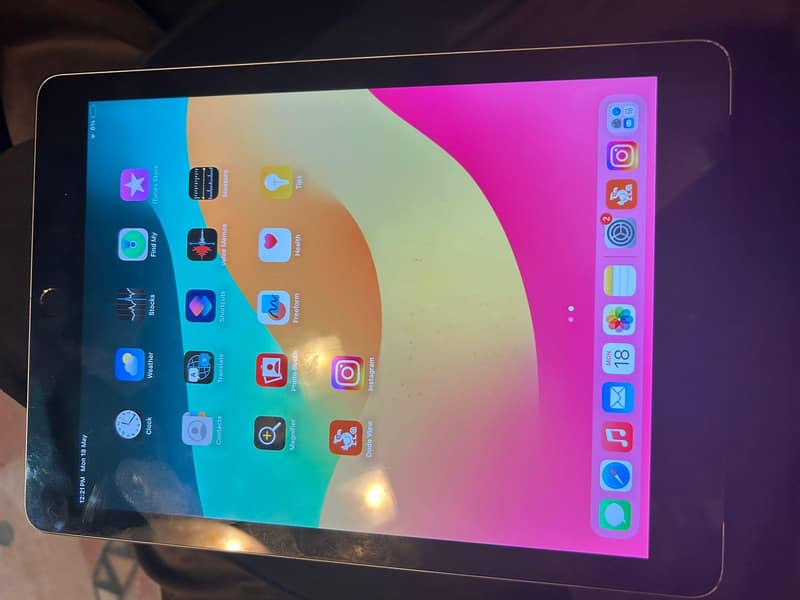 iPad gen 6 4