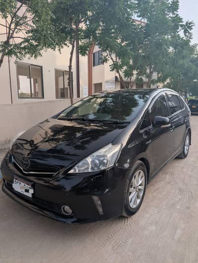Prius alpha 2012