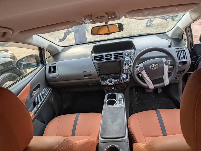 Prius alpha 2012 5