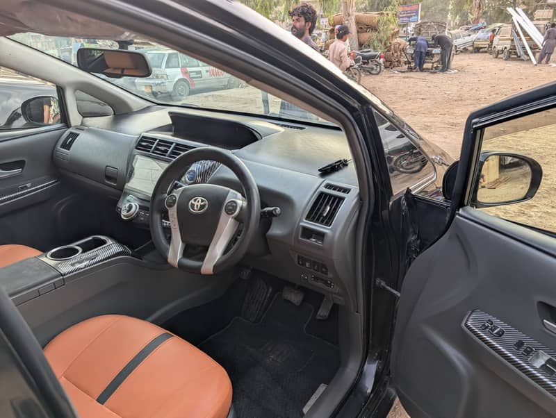 Prius alpha 2012 7