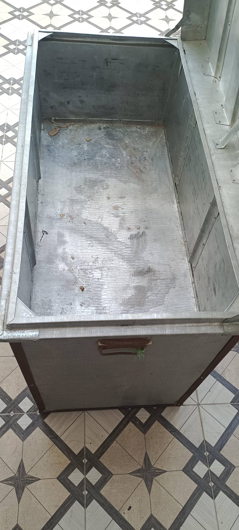spply box 4