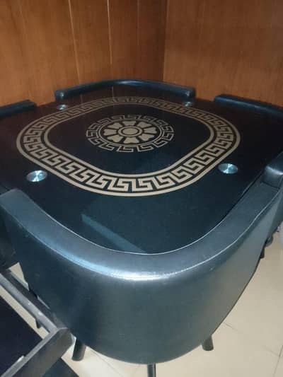 Elegant 4 Seater Dining Table Set – Excellent Condition
