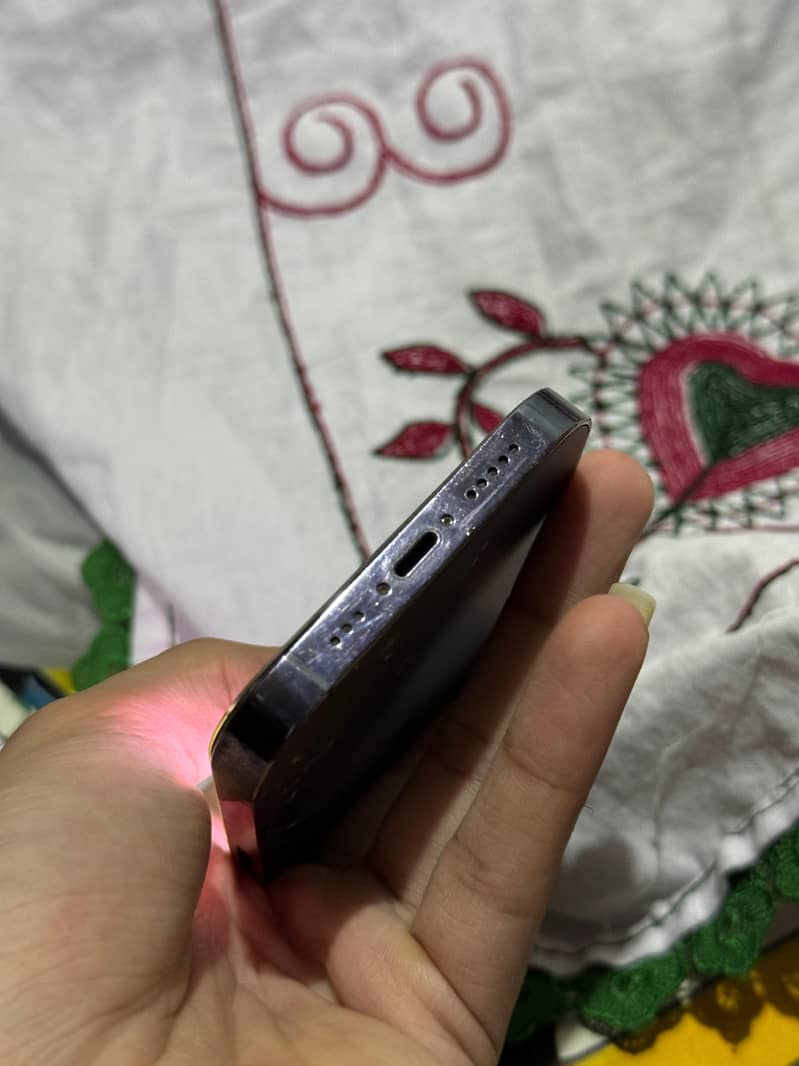 Iphone 14 Pro 4