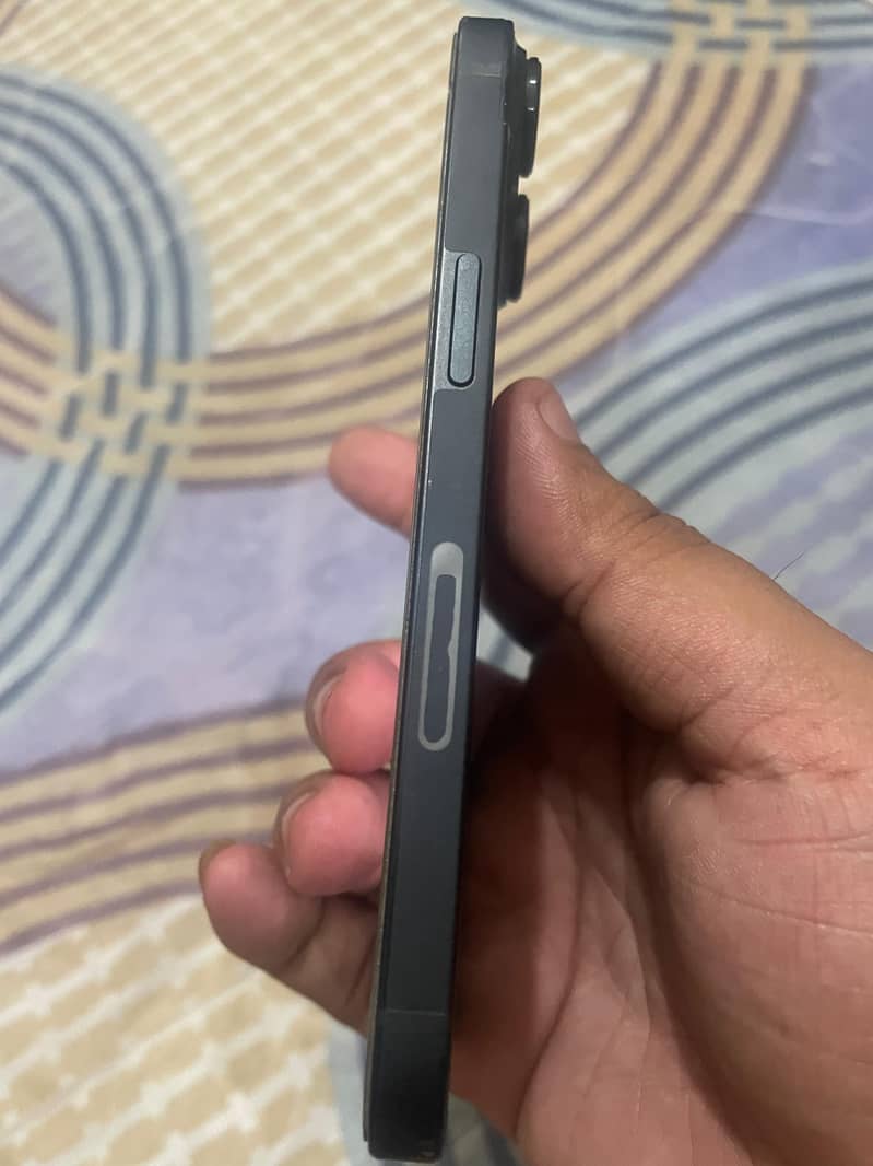 iPhone 14 2