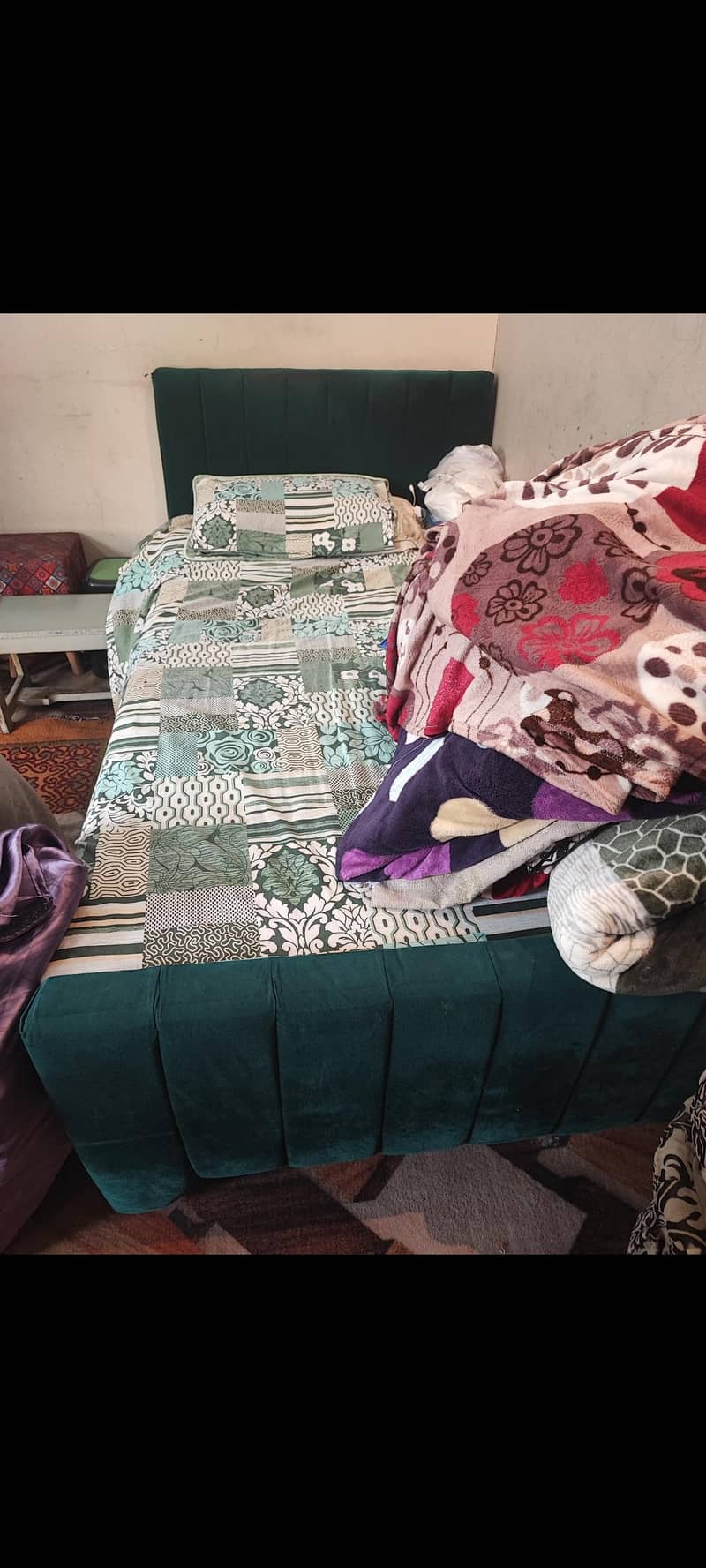 single bed 0