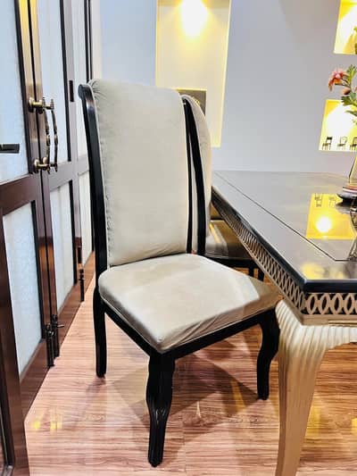 6 sitter dining table