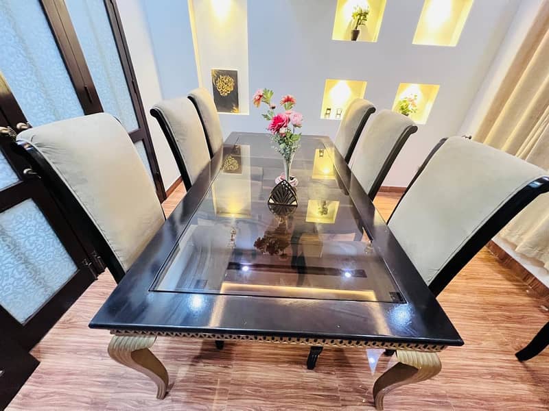 6 sitter dining table 1