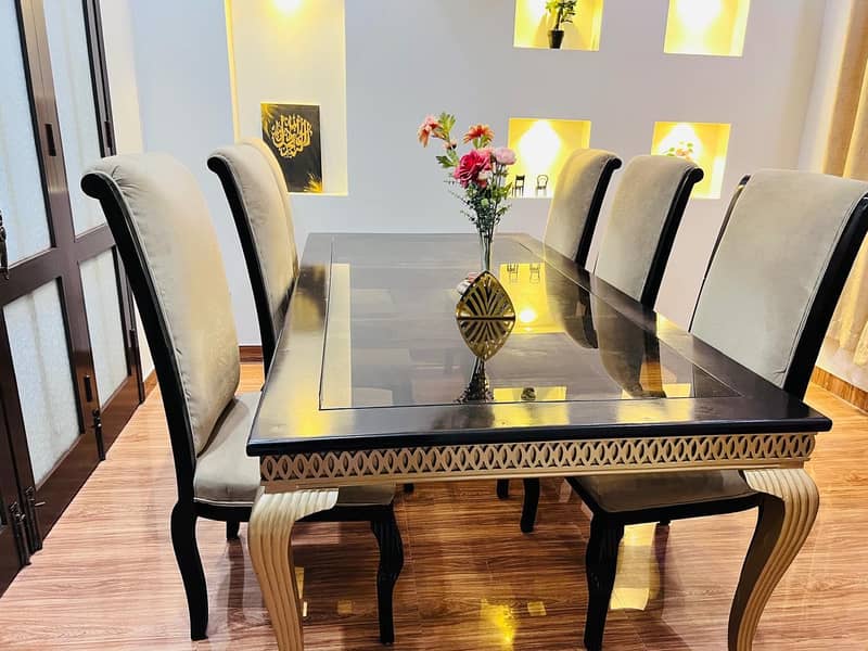 6 sitter dining table 3