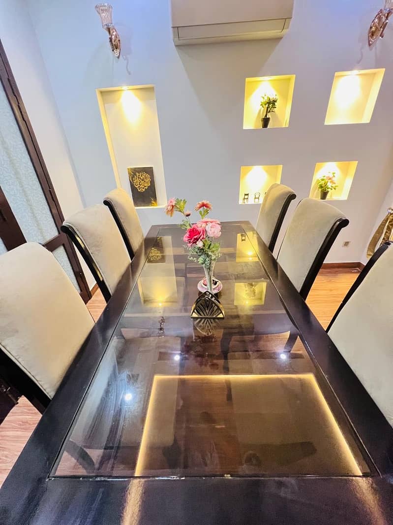 6 sitter dining table 5