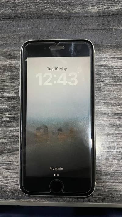 Iphone se (2 generation) 64gb no open no repair water pack 10/10