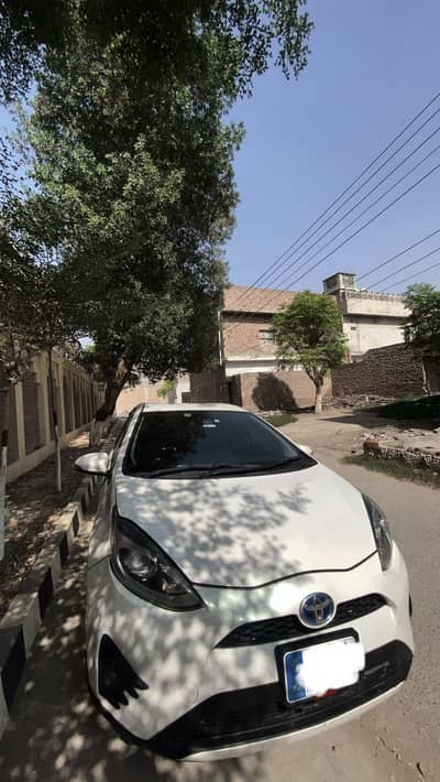 Toyota Aqua X Urban 2016/21 Islamabad registered