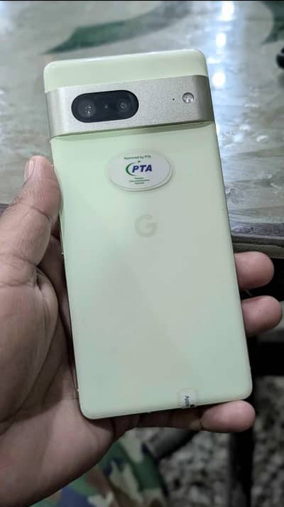 Google pixel 7 lush condition no scratches