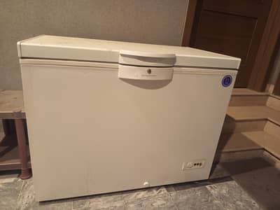urgent sale deep freezer