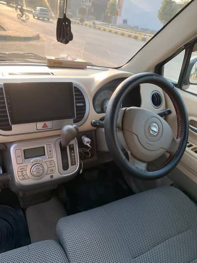 japniez car  Nissan moco automatic