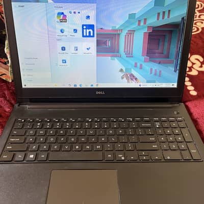 Dell inspiron 15-3552 ( 8gb DDR3 -120 Gb memory)