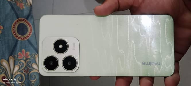 Realme C63