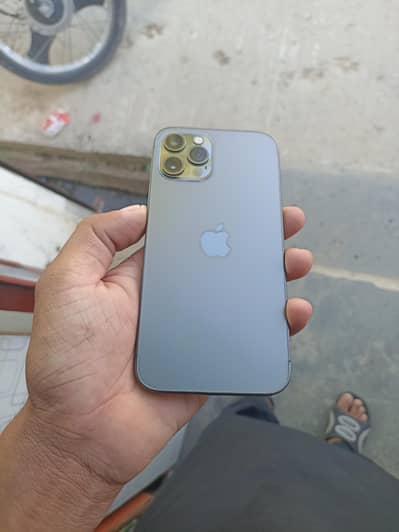 Apple iPhone 12 Pro
